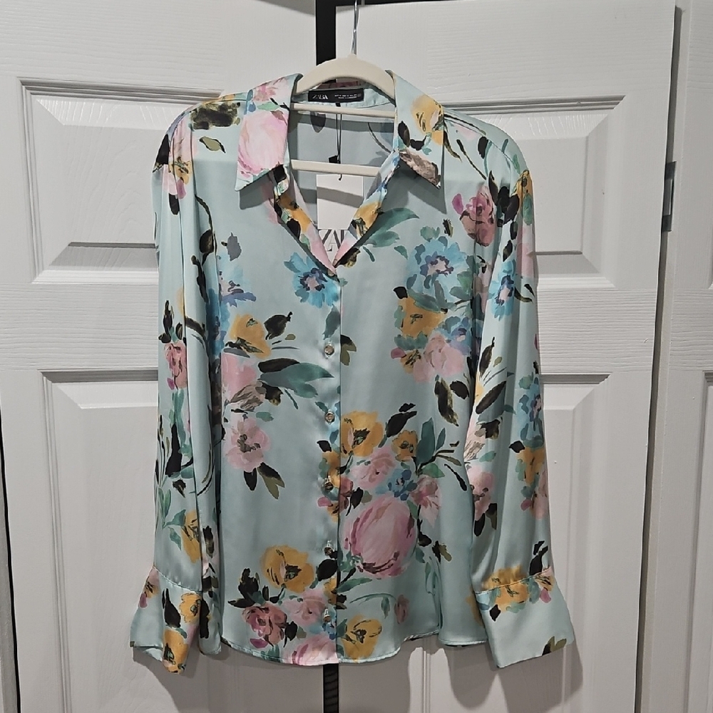 Floral Satin Button-Up Shirt - Light Blue